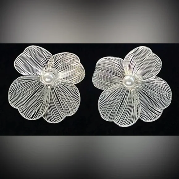 Silver Floral Earrings - Picture 3 of 3